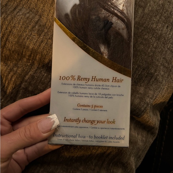 *Brand new!* REAL” 18” inch Remy hair clip-in extensions - Picture 3 of 3